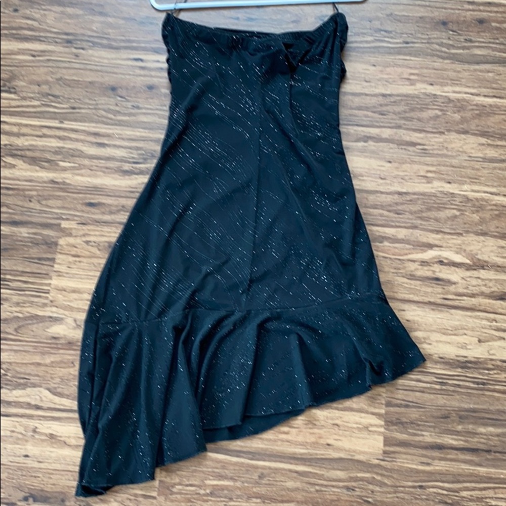 Black dress - Picture 4 of 8